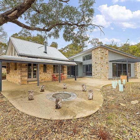 Benny'S Retreat Luxury Bushland Escape Villa Clare Exterior photo